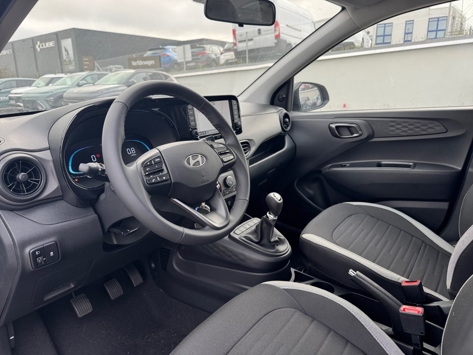 Foto 1 - i10 1.0 Select, Phantom Black