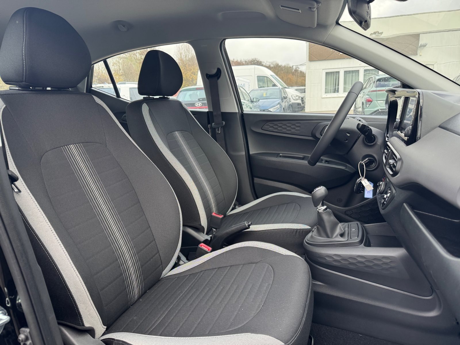 Foto 1 - i10 1.0 Select, Phantom Black